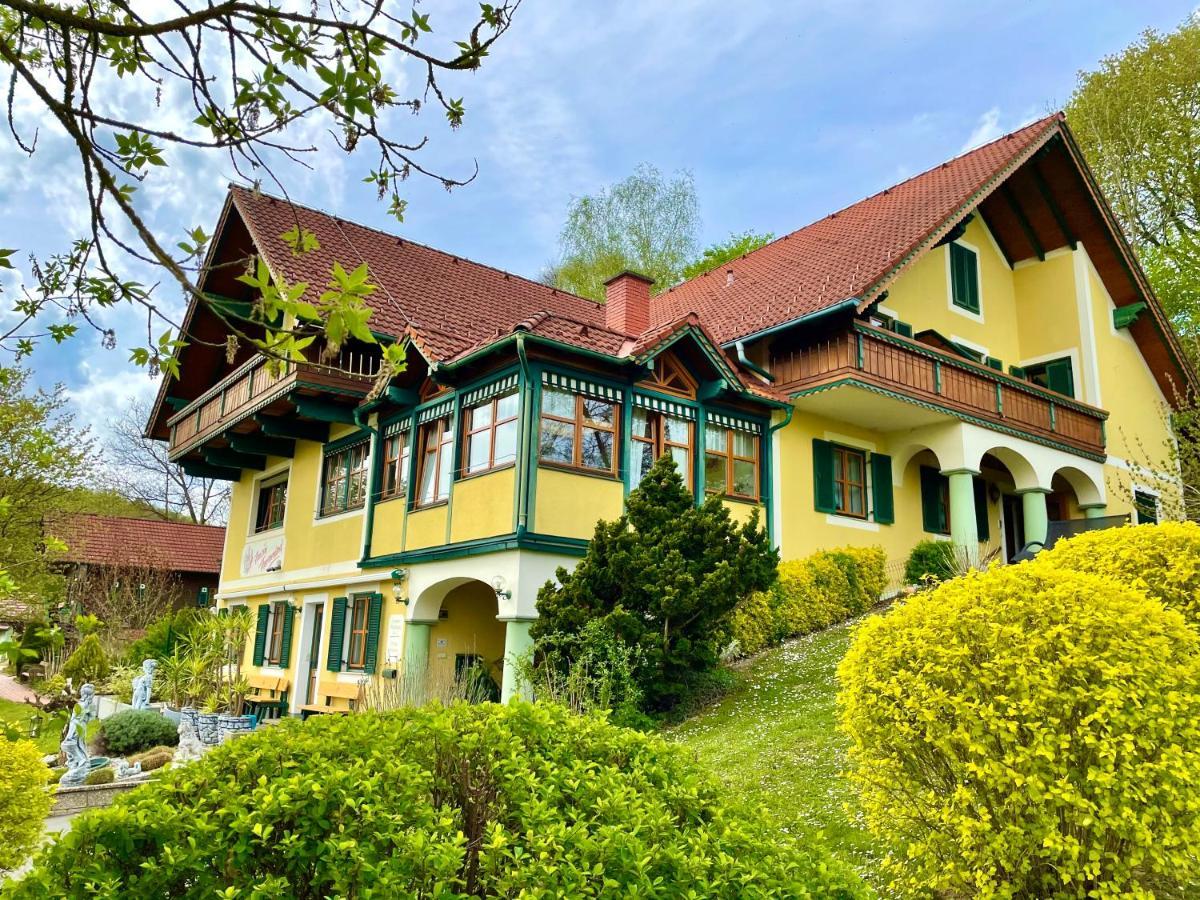 Pension Thermenland Fürstenfeld Exterior foto